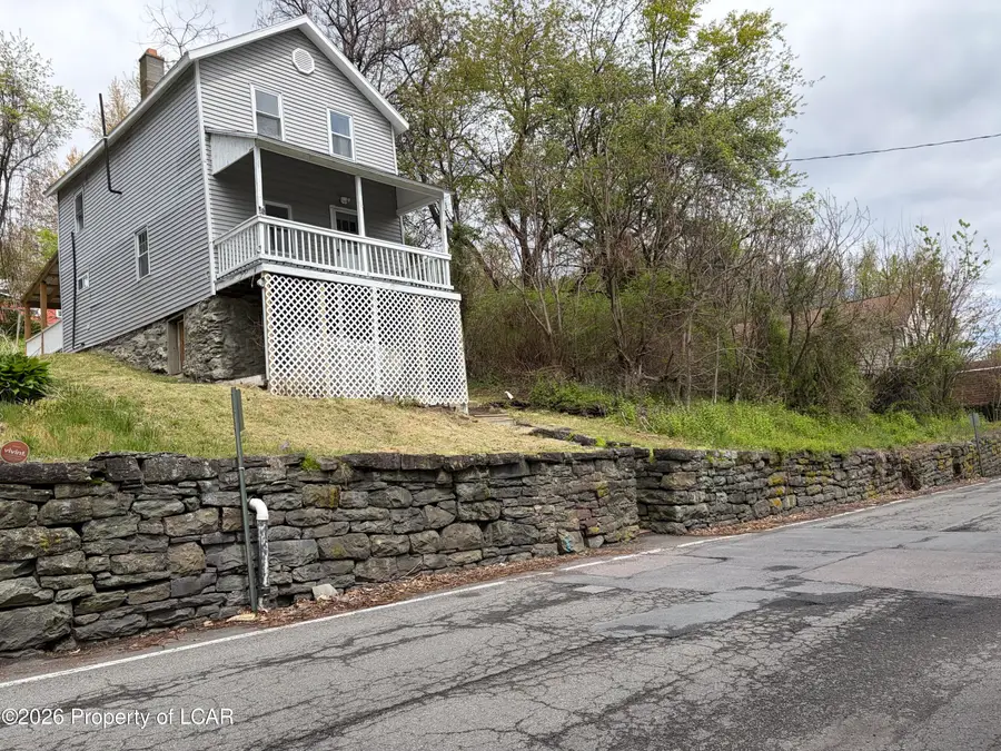66 Smith Row, Plymouth, PA 18651 - #2