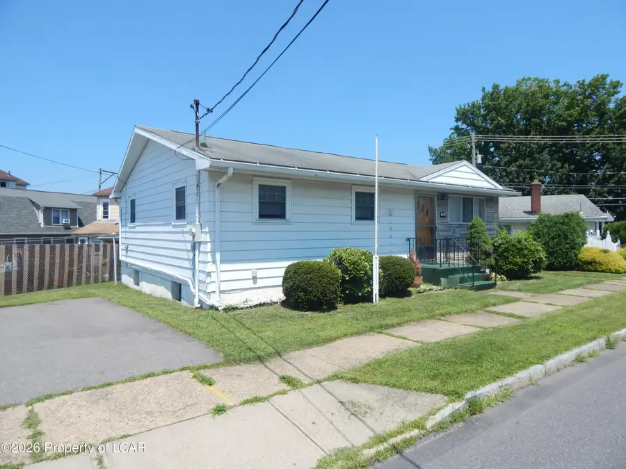 18 Govier Street, Wilkes Barre, PA 18702 - #3