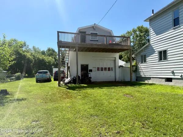 34 Buttonwood Avenue, Wilkes-Barre, PA 18702