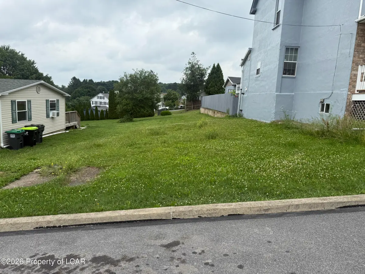 1107 Centre Street, Freeland, PA 18224 - #1