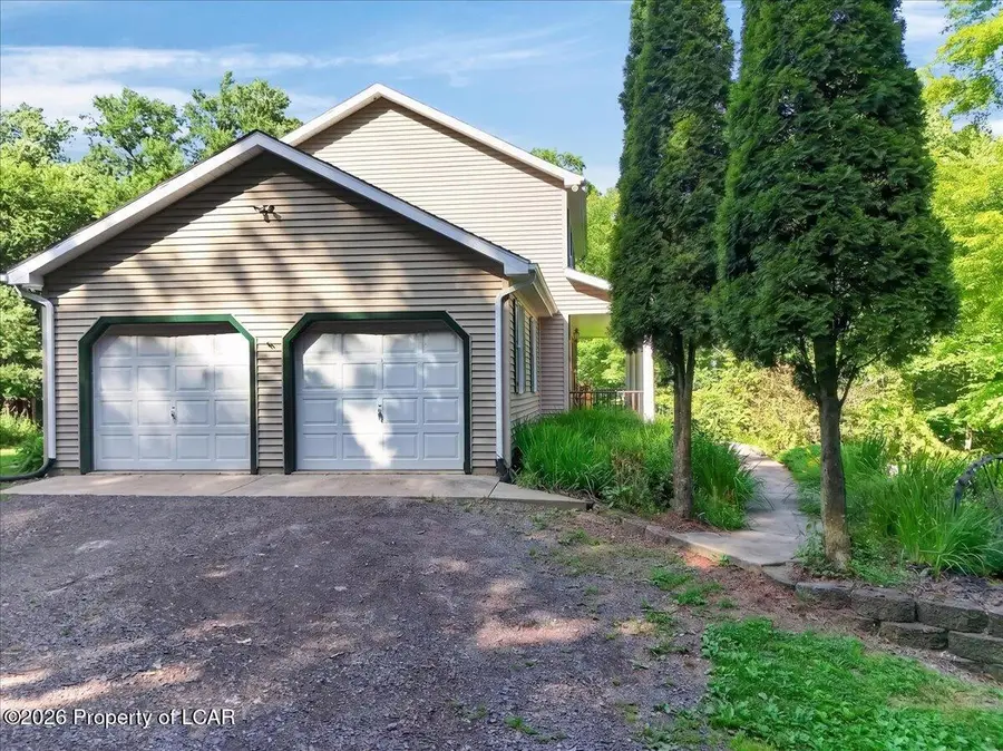 1305 Meeker Road, Dallas, PA 18612 - #3