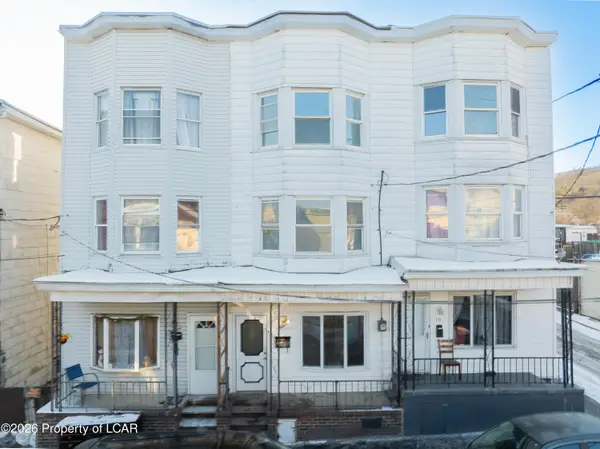 16 N Gilbert Street, Shenandoah, PA 17976