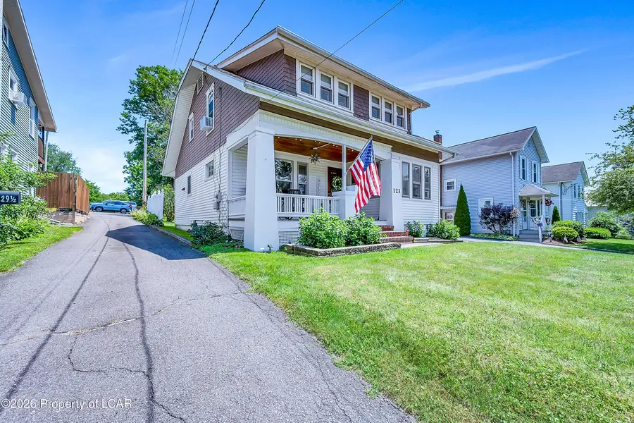 123 Church Street, Dallas, PA 18612 - #2