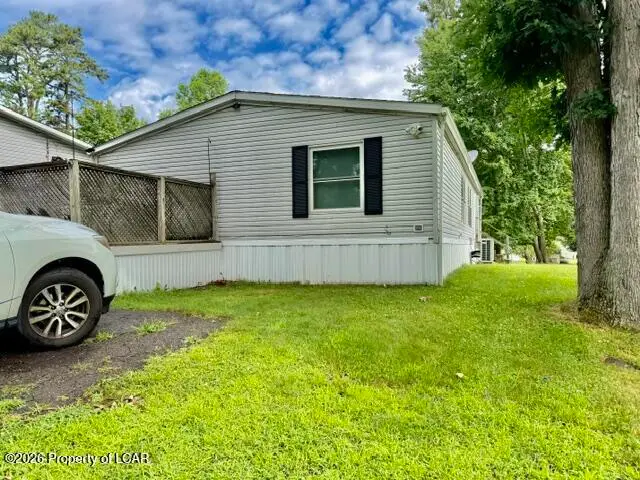 112 Valley Stream Trailer Park, Mountain Top, PA 18707 - #3