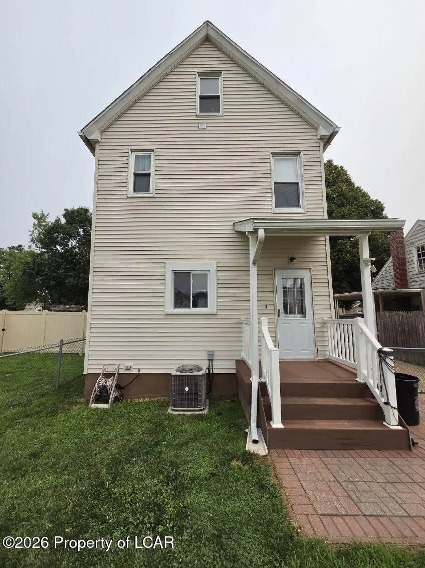 404 Academy Street, Wilkes Barre, PA 18702 - #2