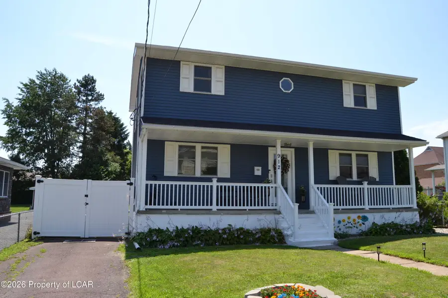 912 Throop Street, Dunmore, PA 18512 - #2