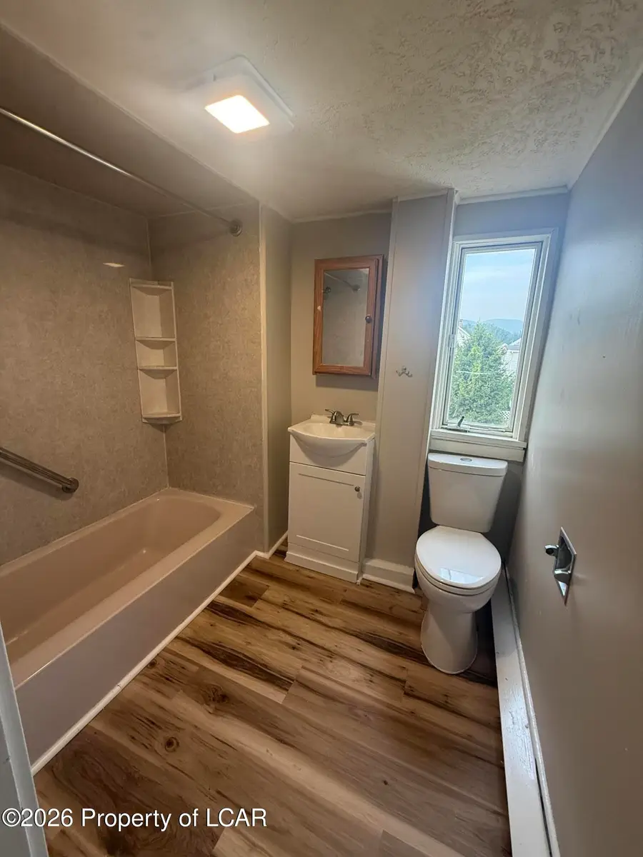 51 Wyoming Street, Ashley, PA 18706 - #3