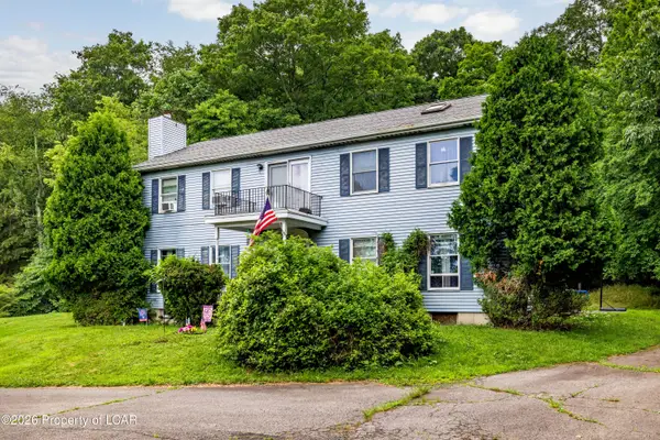 6 Forest Hill Road, Hazleton, PA 18202