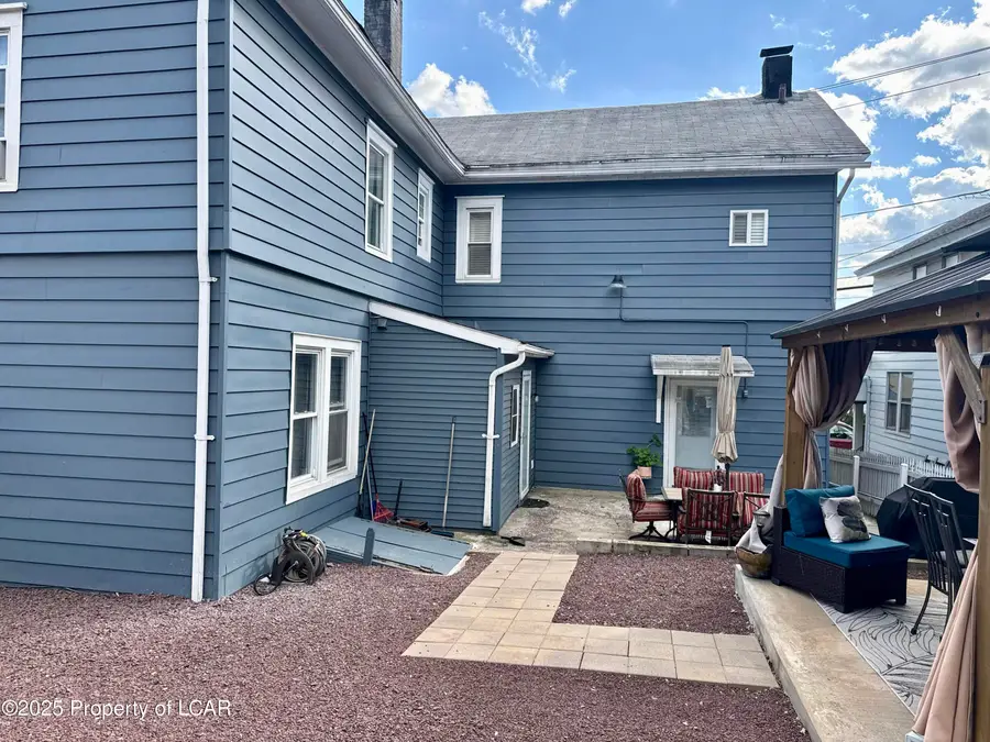 22 N Locust Street, Hazleton, PA 18201 - Image #3