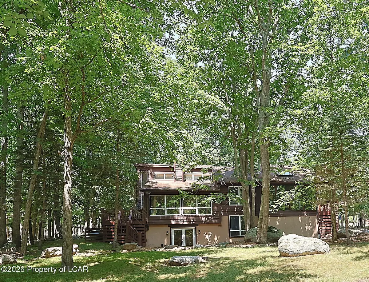 373 Lake Valley Drive, Hazleton, PA 18202 - #1