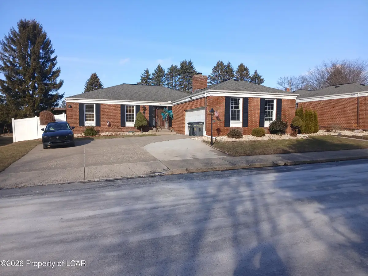 707 Muir Avenue, Hazleton, PA 18201 - #1