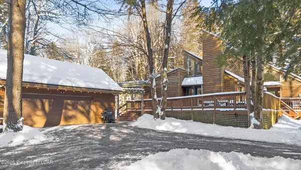 2449 E Forest Drive, Pocono Lake, PA 18347