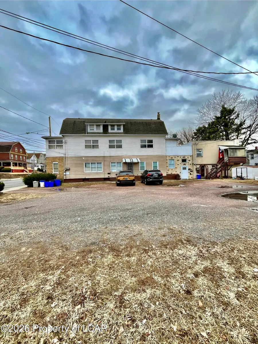 22 Lee Park Avenue, Wilkes Barre, PA 18706 - #3