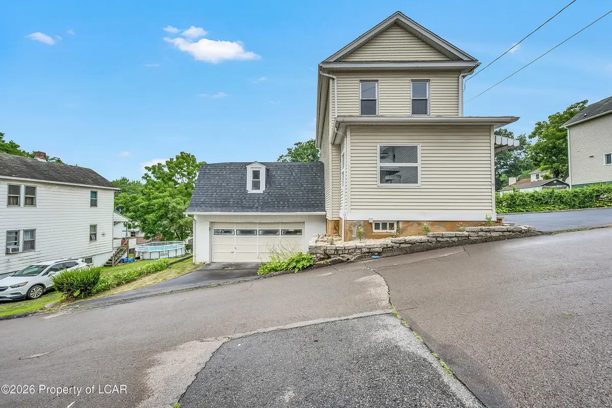 15 Court Street, Hanover, PA 18706 - #1