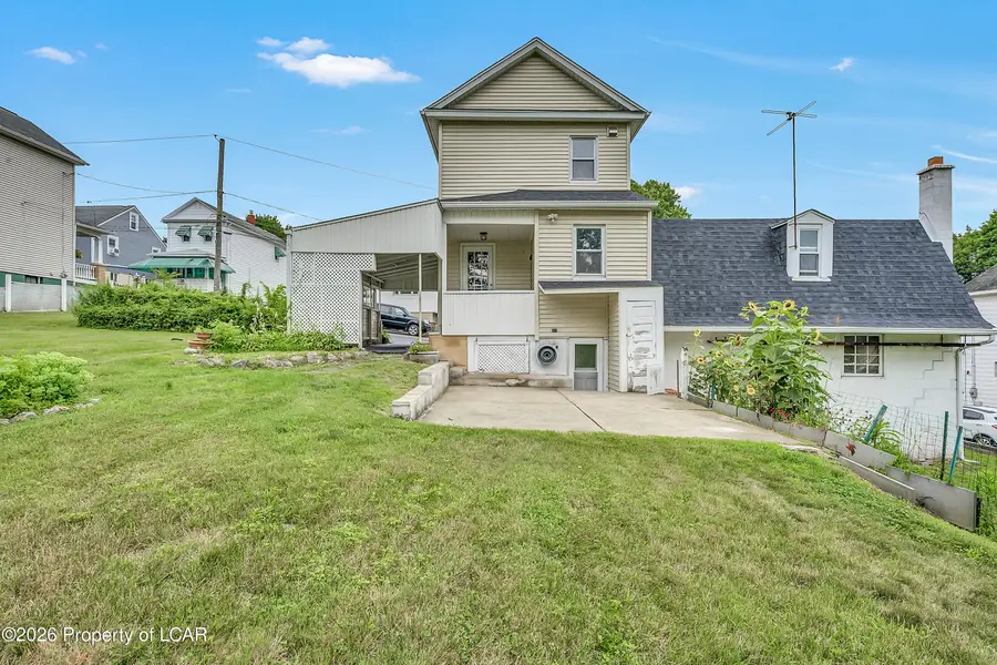 15 Court Street, Hanover, PA 18706 - #2