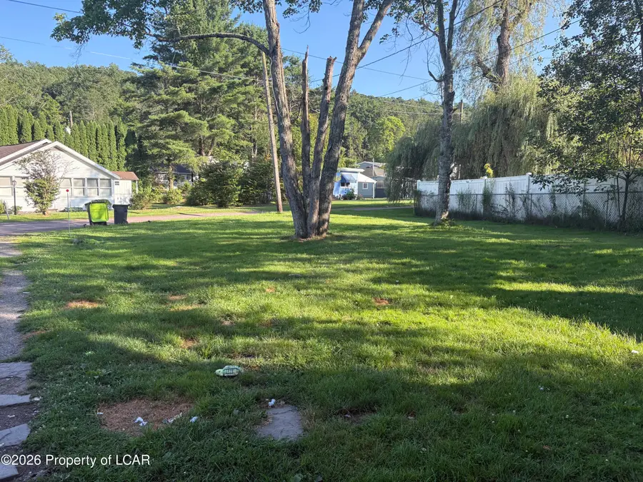 19 Wood Street, Harveys Lake, PA 18618 - #2