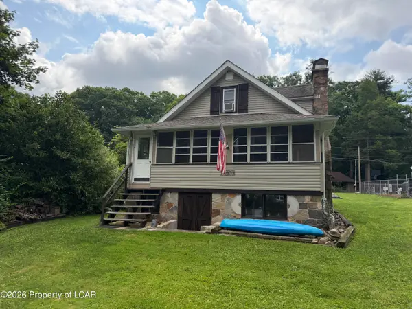 64 Glendale Lane, Drums, PA 18222