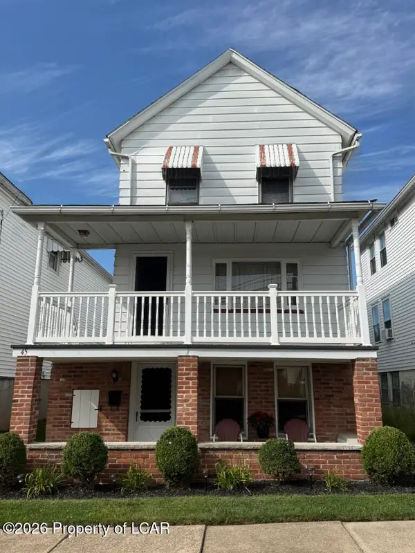 45 Poplar Street, Plains, PA 18705