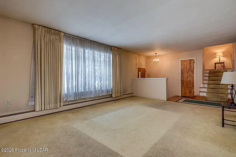 96 Elmcrest Drive, Dallas, PA 18612 - #3