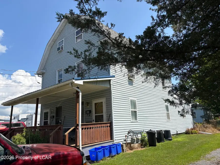 214-216 Warren Street, Berwick, PA 18603 - #2