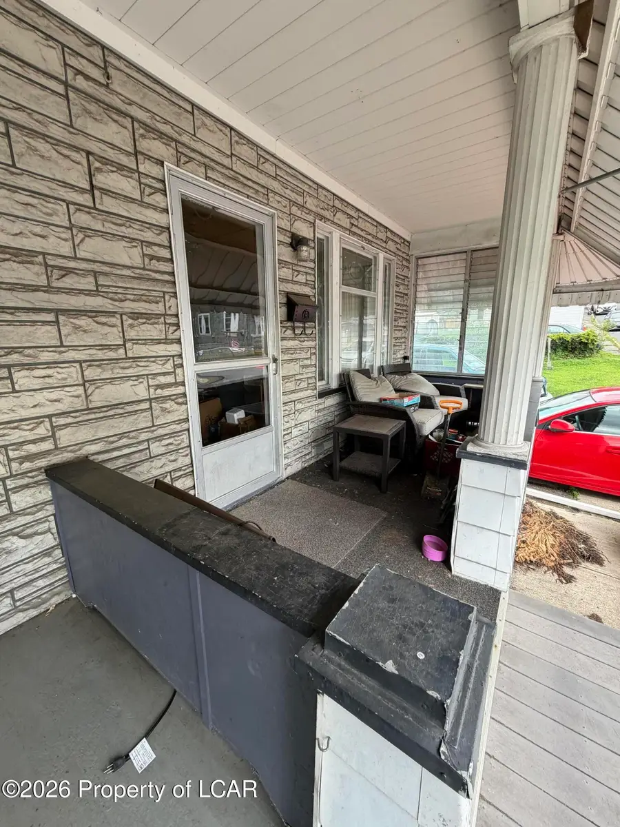 143 Vanloon Street, Plymouth, PA 18651 - #3