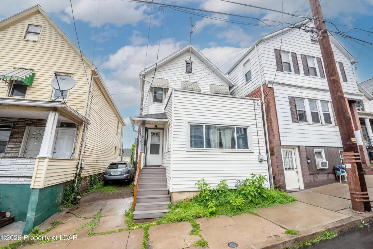 34 Oxford Street, Hanover, PA 18706 - #1