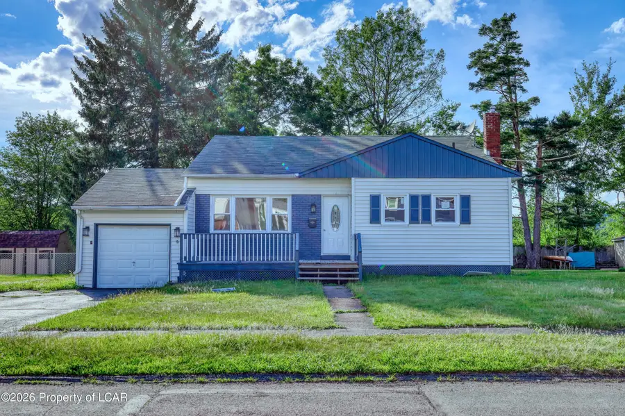 8 Park Lane, Mountain Top, PA 18707 - #2