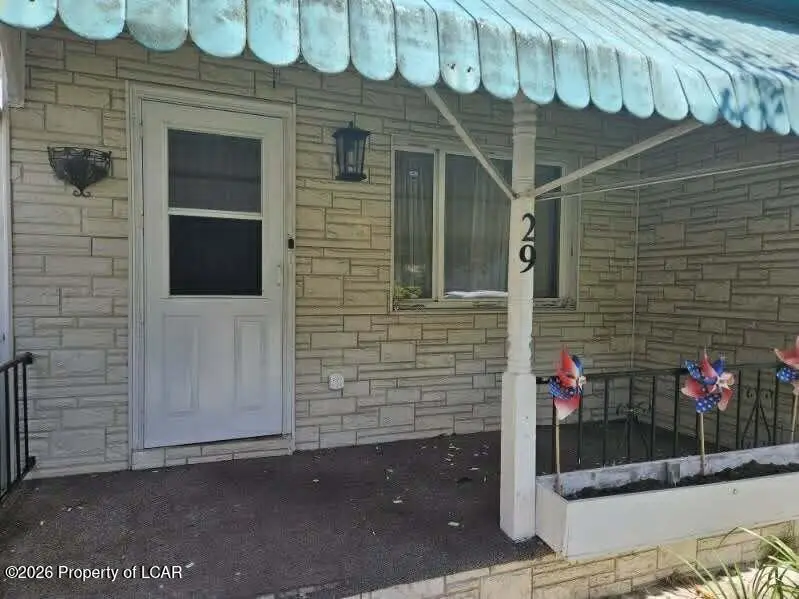 29 Sheridan Street, McAdoo, PA 18237 - #3