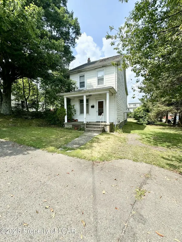 120 Lincoln Street, McAdoo, PA 18237