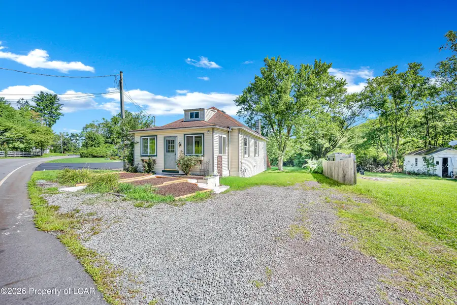 124 Old Lake Road, Dallas, PA 18612 - #2