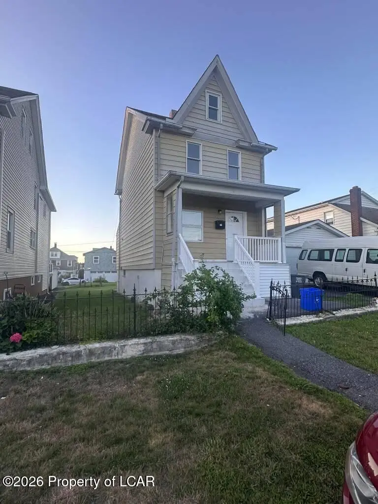 165 Thirwell Avenue, Hazleton, PA 18201 - #2