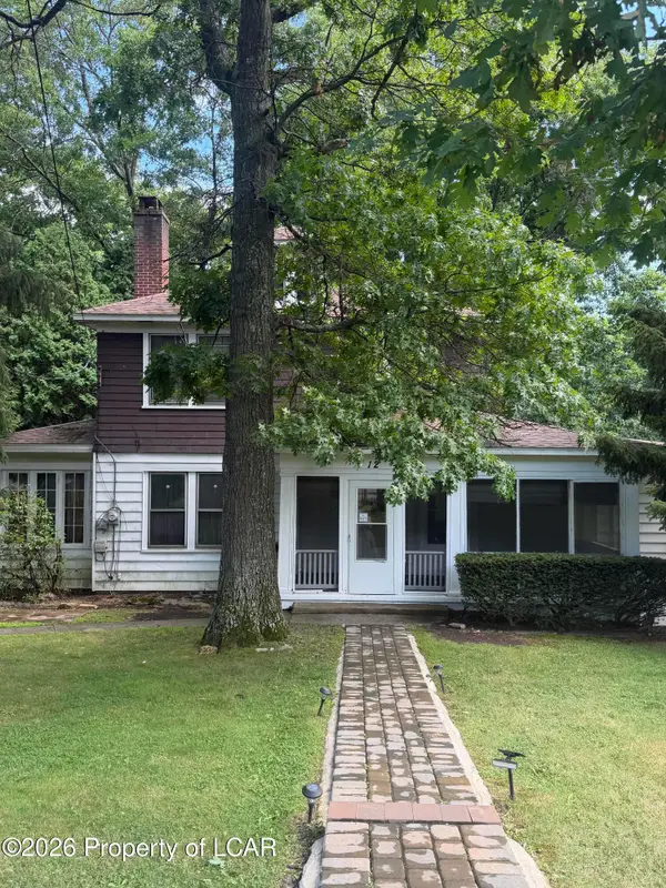12 Old Route 93 Road, Hazleton, PA 18202