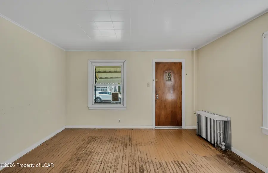 315 Phillips Street, Hanover, PA 18706 - #2
