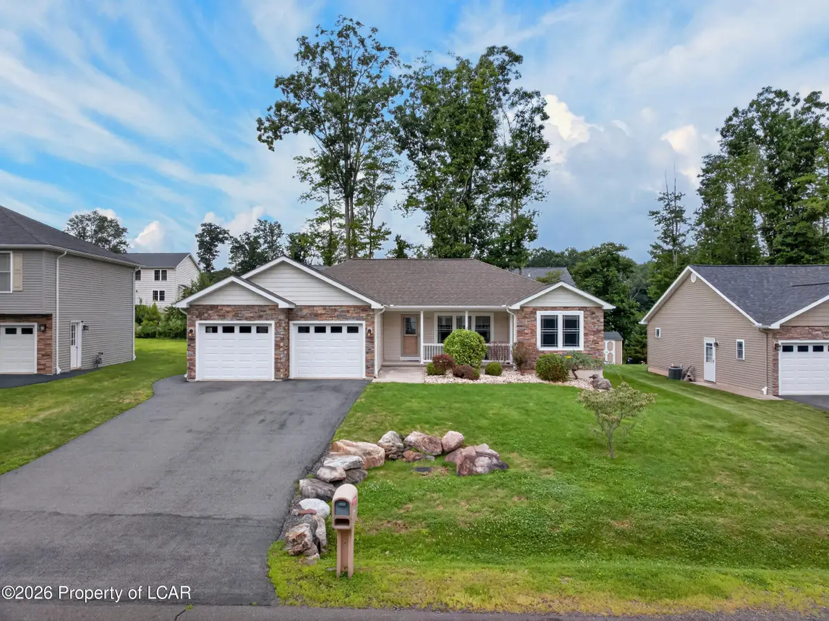 54 Woodcrest Avenue, Mountain Top, PA 18707 - #1
