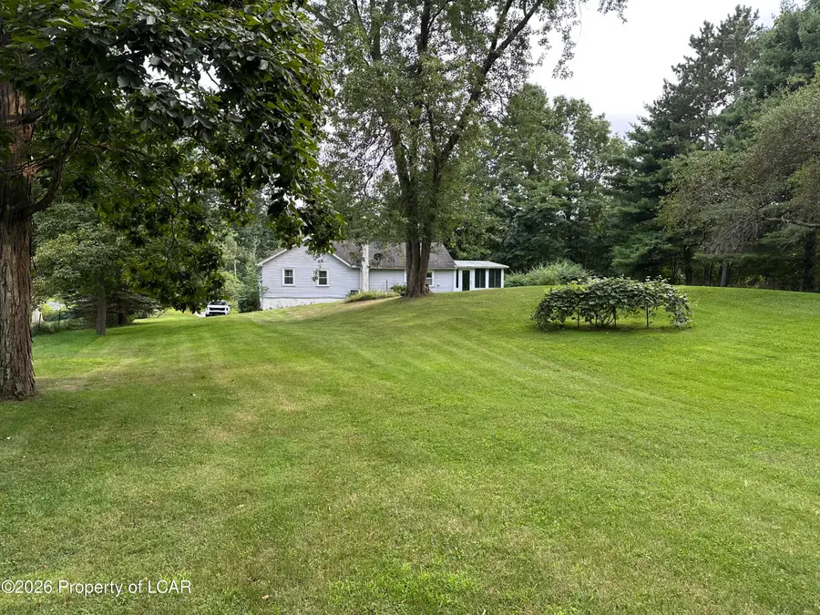 125 Maple Tree Road, Dallas, PA 18612 - #2