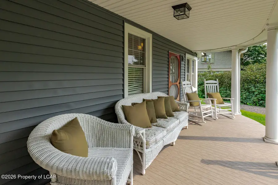 31 Parsonage Street, Dallas, PA 18612 - #2
