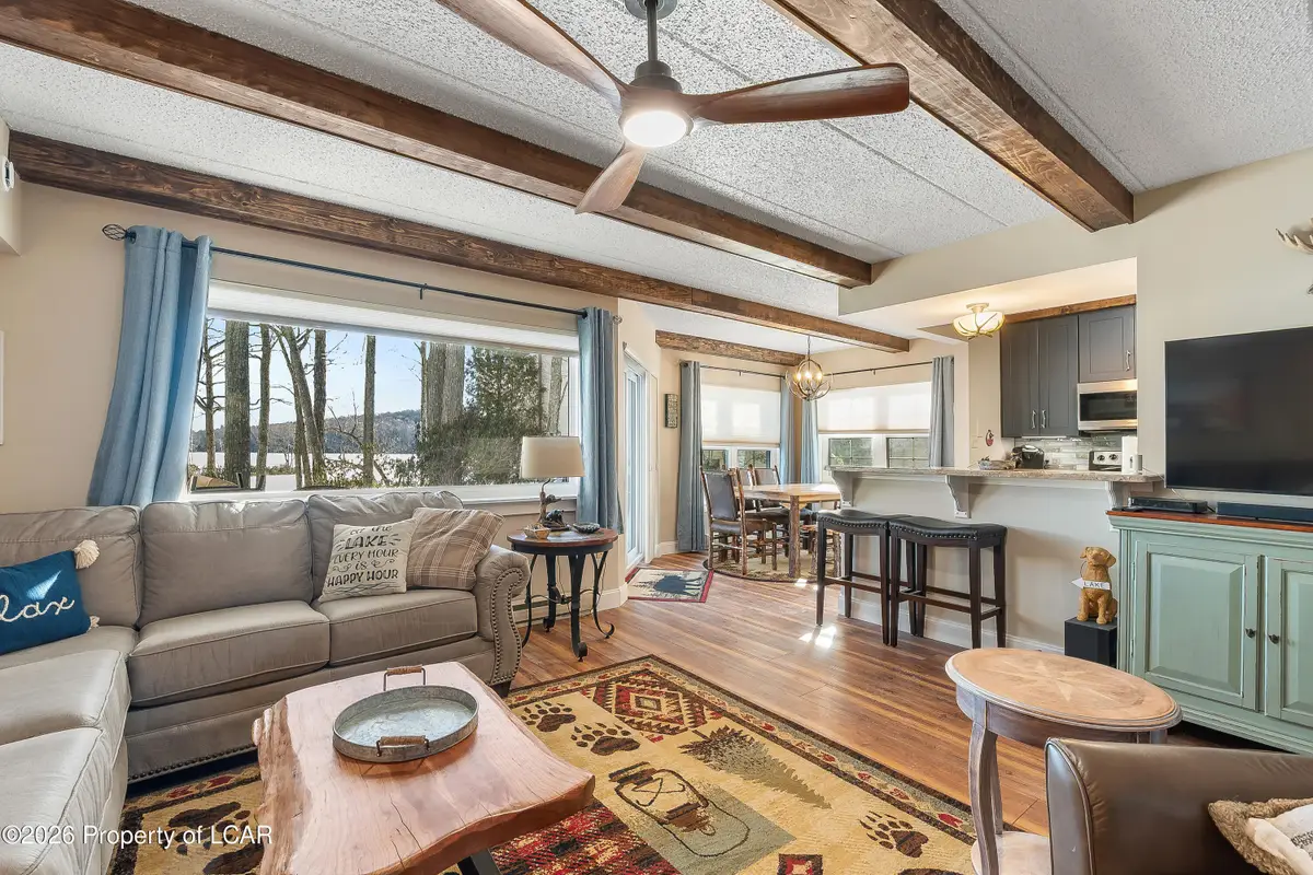 15-102 Midlake Drive, Lake Harmony, PA 18624 - Image #1