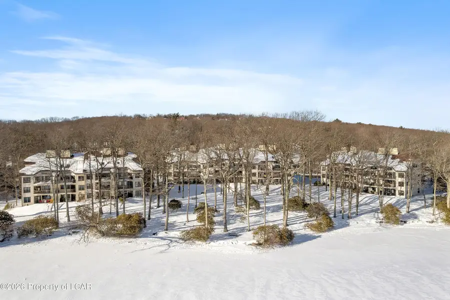 15-102 Midlake Drive, Lake Harmony, PA 18624 - Image #3