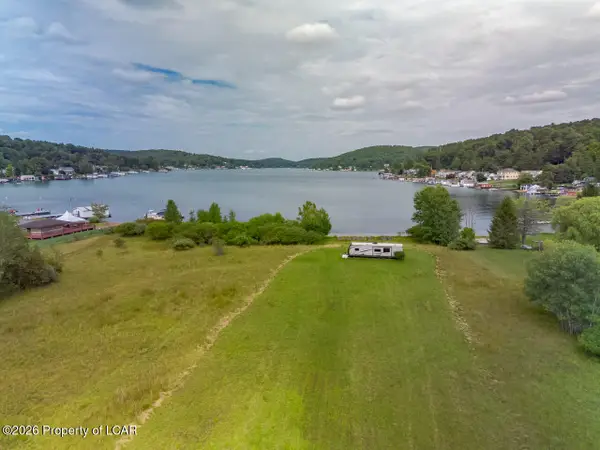 Lakeside Drive, Harveys Lake, PA 18618