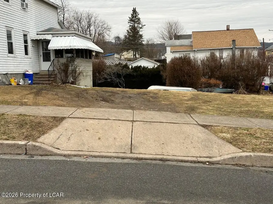 225 Hillside Avenue, Edwardsville, PA 18704 - #2