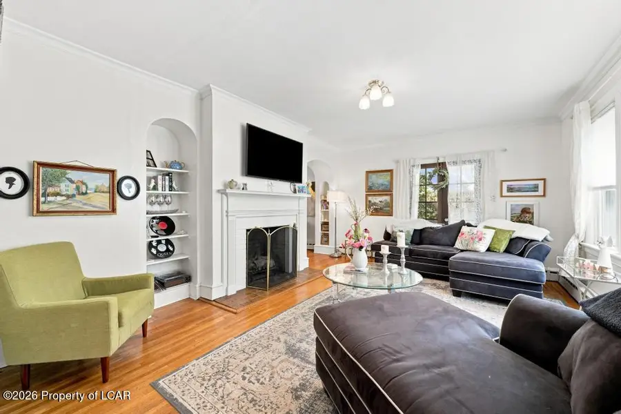405 Pioneer Avenue, Dallas, PA 18612 - #3