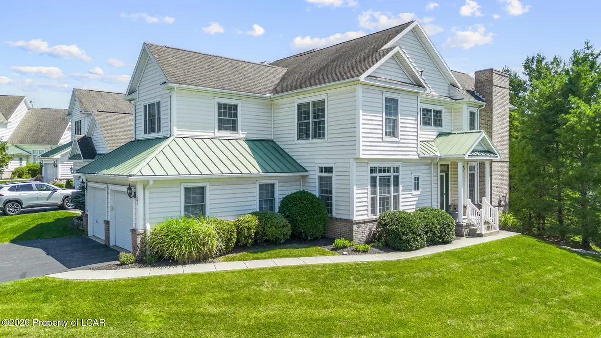 1504 Verne Close, Moosic, PA 18507 - #1