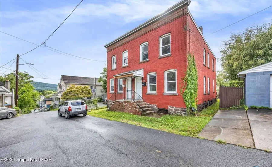 27-29 Oakwood Lane, Wilkes Barre, PA 18702 - #2