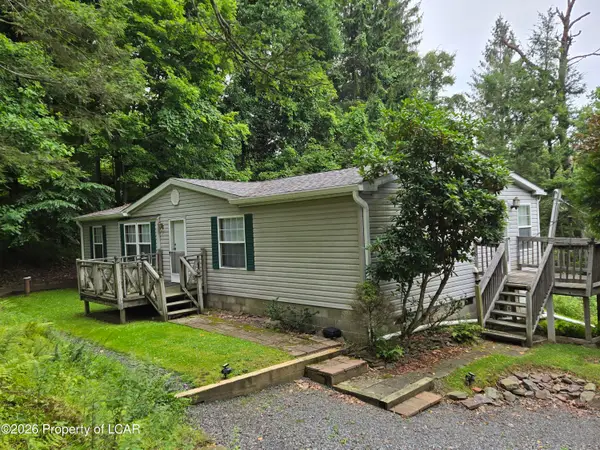 35 Trolley Hill Road, Harveys Lake, PA 18618