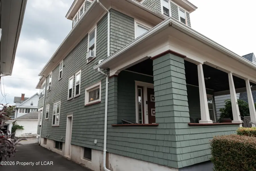 39 Pettebone Street, Forty Fort, PA 18704 - #3