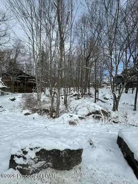 E 637 Lakeview Drive, Lake Ariel, PA 18436 - Image #2