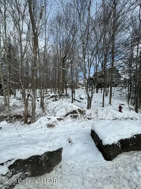 E 637 Lakeview Drive, Lake Ariel, PA 18436 - Image #3