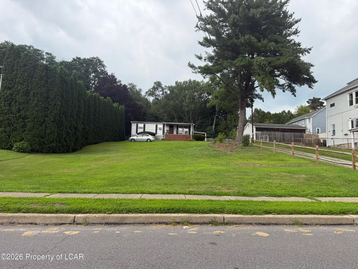 18 Williams, Kingston, PA 18704 - #1