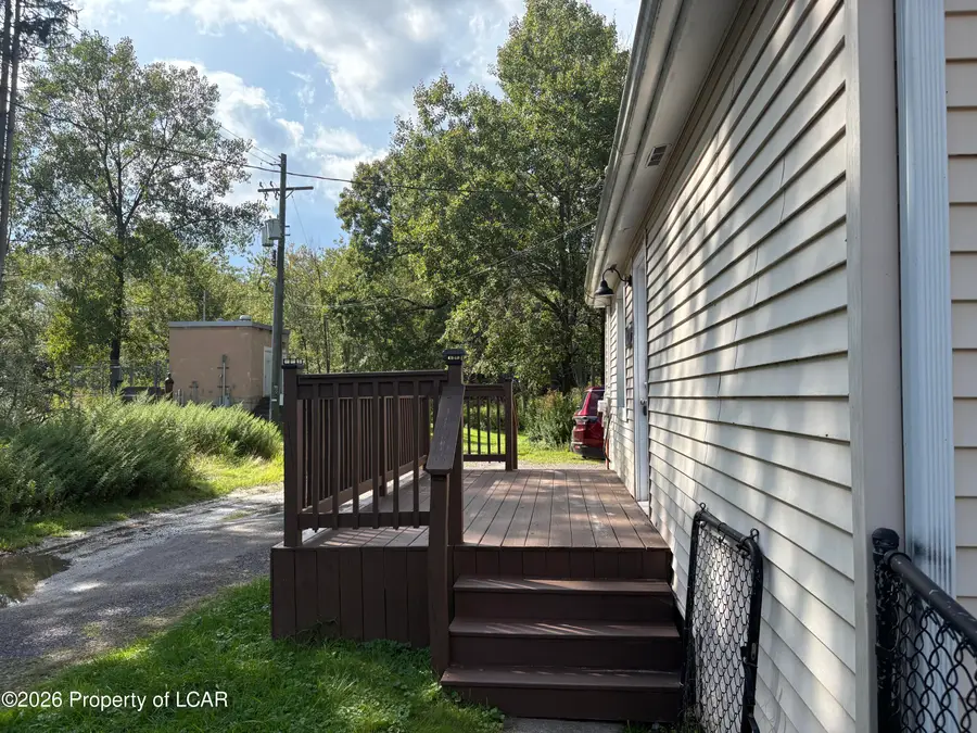 1048 Lower Demunds Road, Dallas, PA 18612 - #3