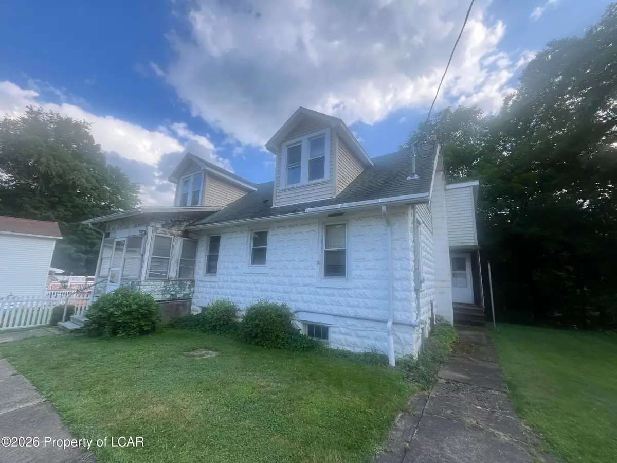 203 Hellers Grove, Trucksville, PA 18708 - #1